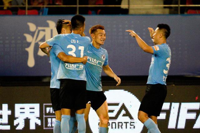 足球博彩-【中超】商隐闪击林良铭破门 大连人2比0沧州雄狮